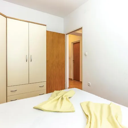 Διαμέρισμα Beautiful In Novi Vinodolski