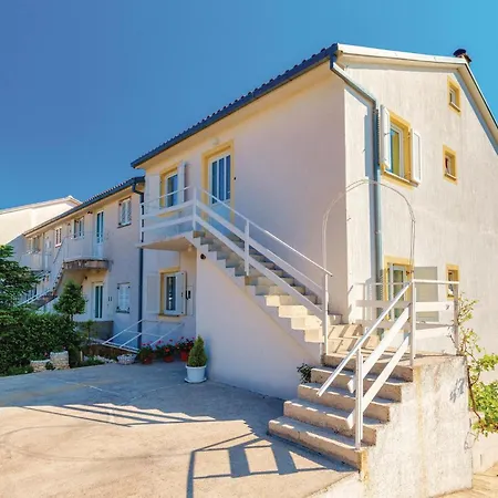 Awesome Apartment In Novi Vinodolski With Wifi *